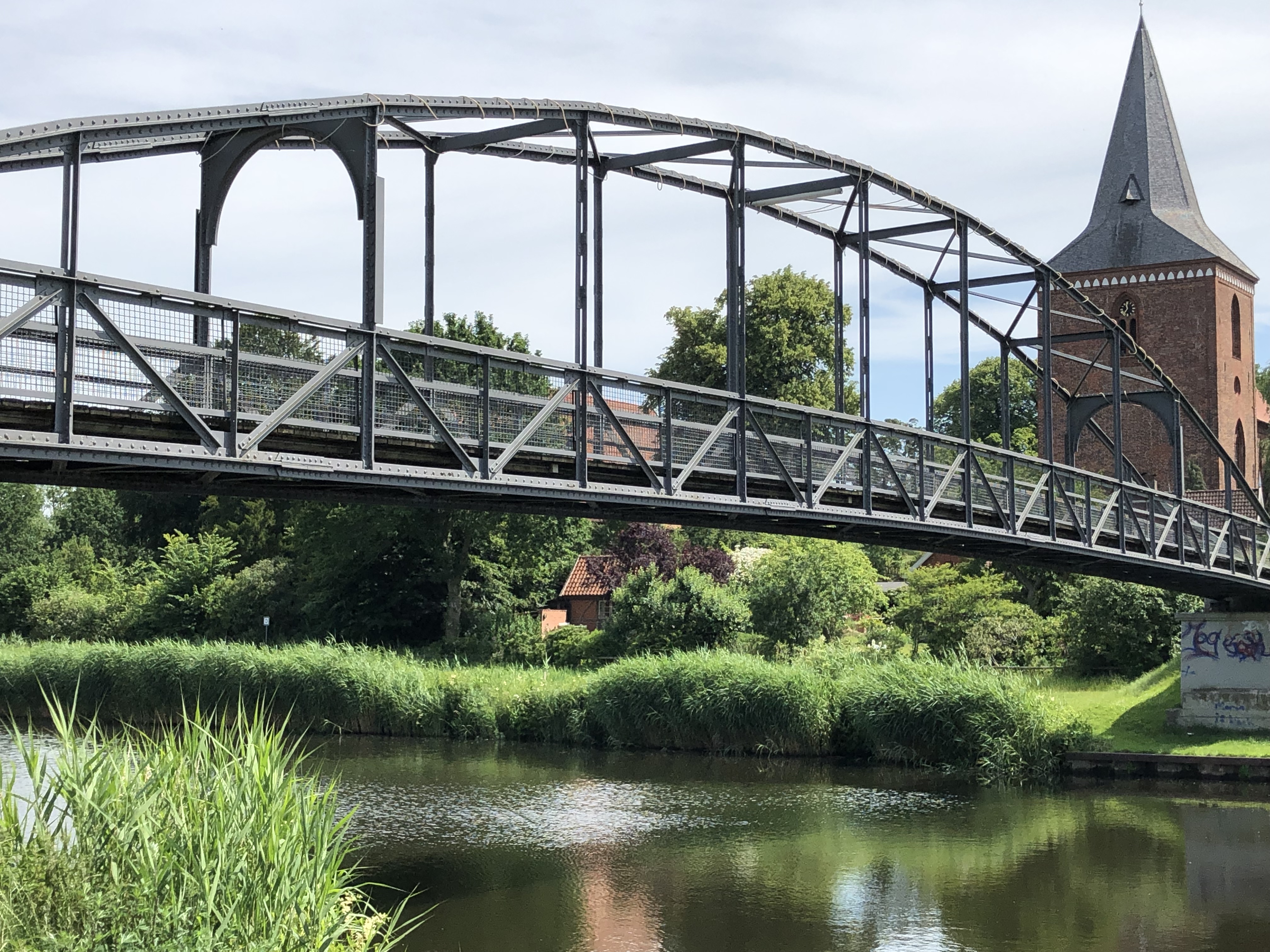 Kirchsteigbrücke über Den Elbe-Lübeck-Kanal In Berkenthin Wird Erneuert