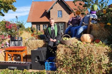 Ernte-Dank-Gottesdienst Der Kirchengemeinde Berkenthin „auf Reisen“ – Tolle Atmosphäre In Göldenitz