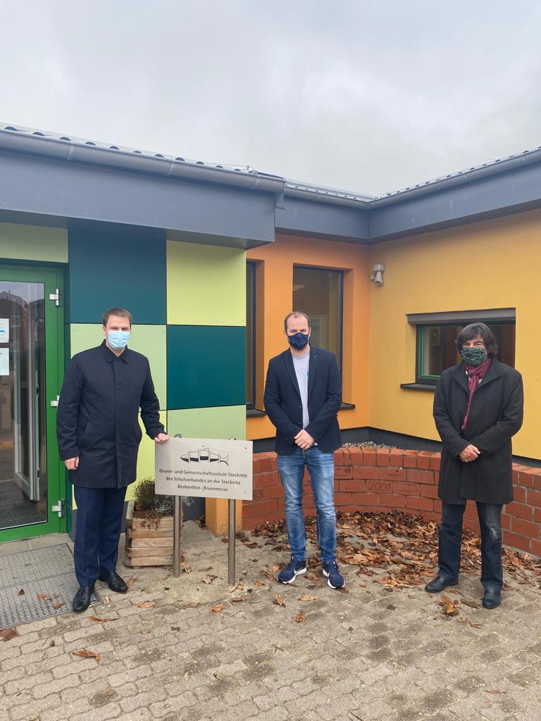 Landtagsabgeordneter Christopher Vogt (FDP) Besucht Stecknitz-Schule Und Hebt Engagement Der Beteiligten Vor Ort Hervor