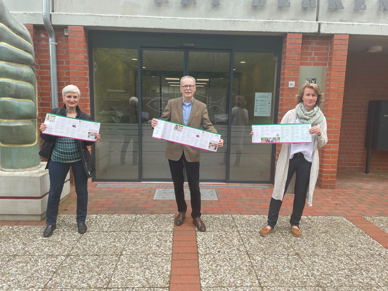 Neuer Flyer „Medizinische Versorgung“ wird an alle Haushalte in der Stecknitz-Region verteilt ...