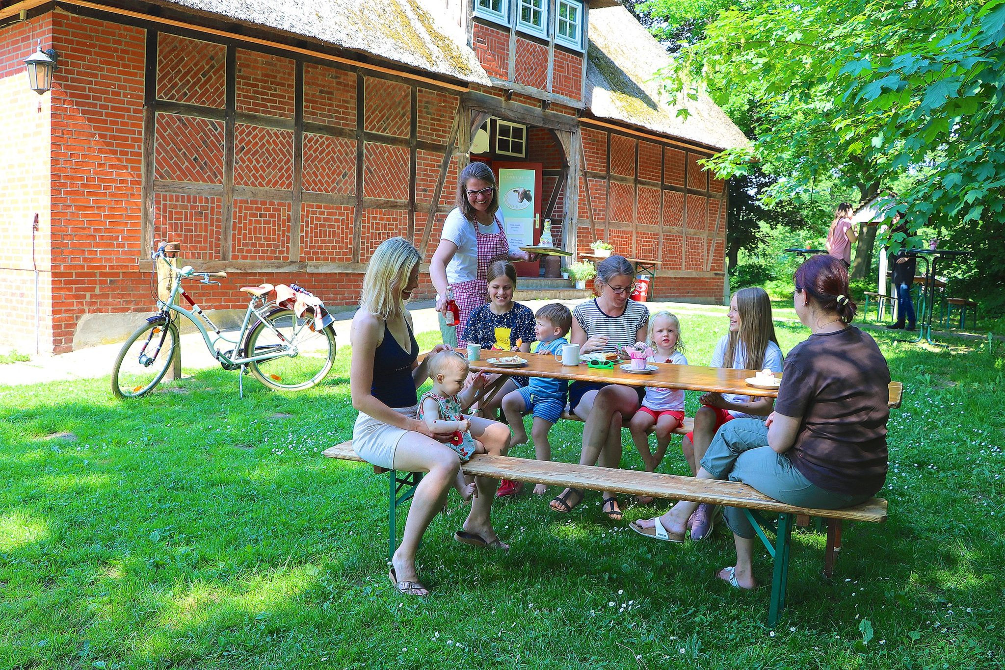 „Haus am See Kiosk einmal anders“ am Behlendorfer See Amt Berkenthin