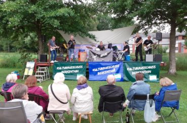 Berkenthiner Spendeten 3.500,00 Euro Für Flutopfer Bei Sommerkonzert