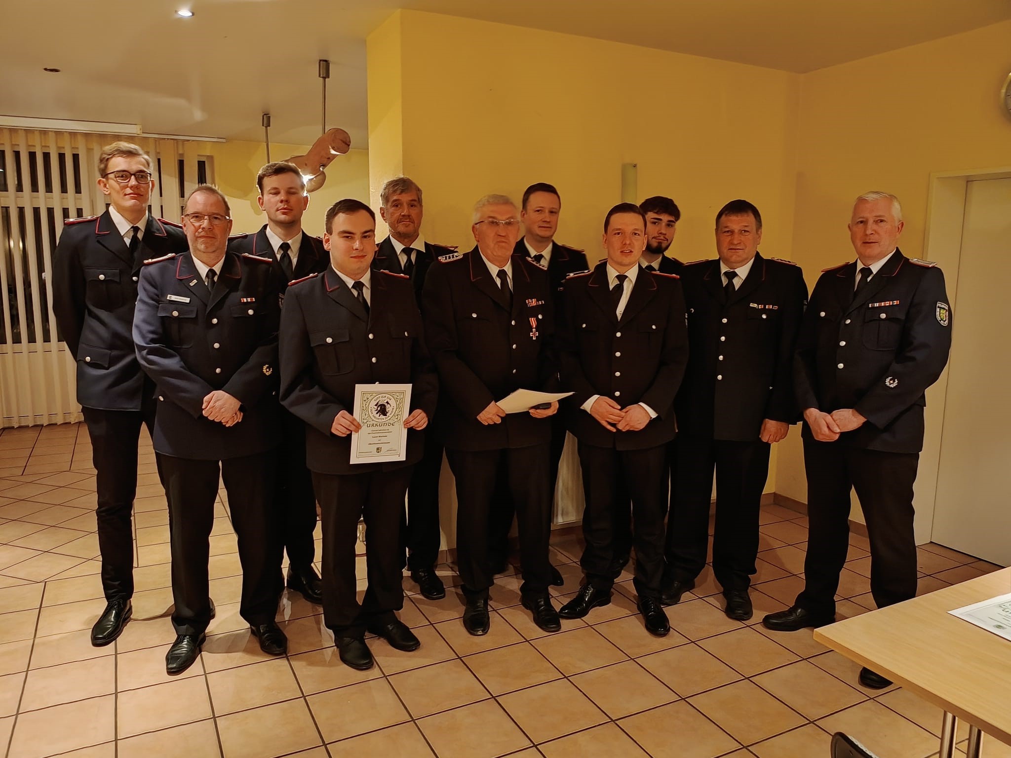 Jahreshauptversammlung Der Freiwilligen Feuerwehr Niendorf Bei Berkenthin Mit Zahlreichen Ehrungen