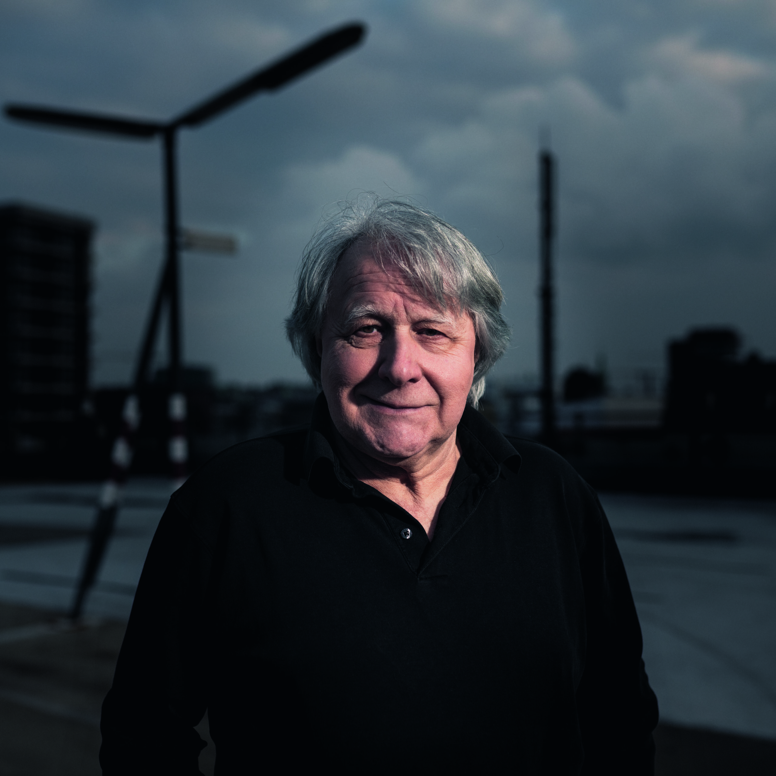 ON AIR Gelesen Von Peter Urban Am 14.11. Im Sportzentrum Berkenthin